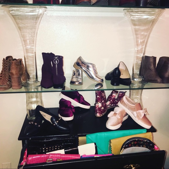 Meet your Posher, Danika - Picture 4 of 6